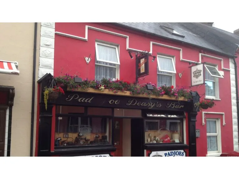 Padjoes Bar